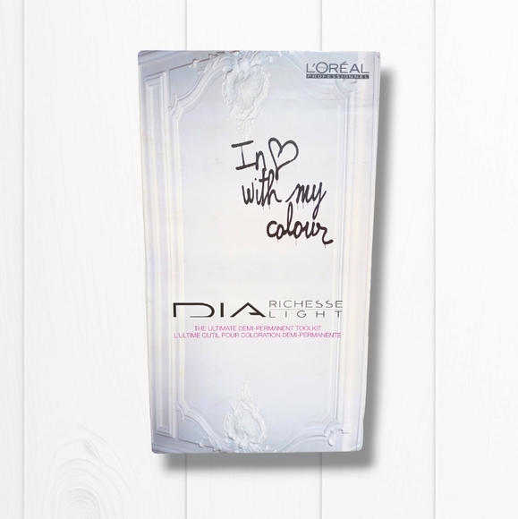 L'Oreal Professionnel DIARichesse 2 Tubes Ammonia-Free 6.23/6VG Hazelnut Honey - Picture 15 of 16